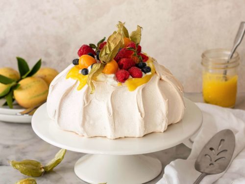 U tugaguncha tomosha qildik.